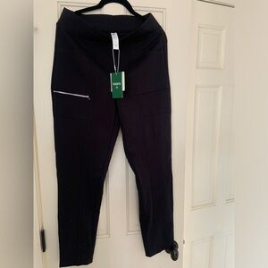 HALARA NWT Women's Black Pants with Pocket Detail